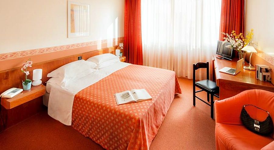 Hotel Salera Asti Eksteriør billede