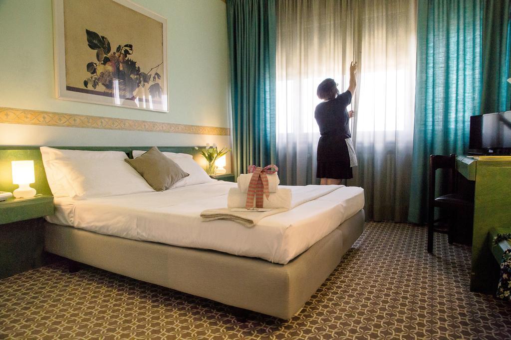 Hotel Salera Asti Eksteriør billede