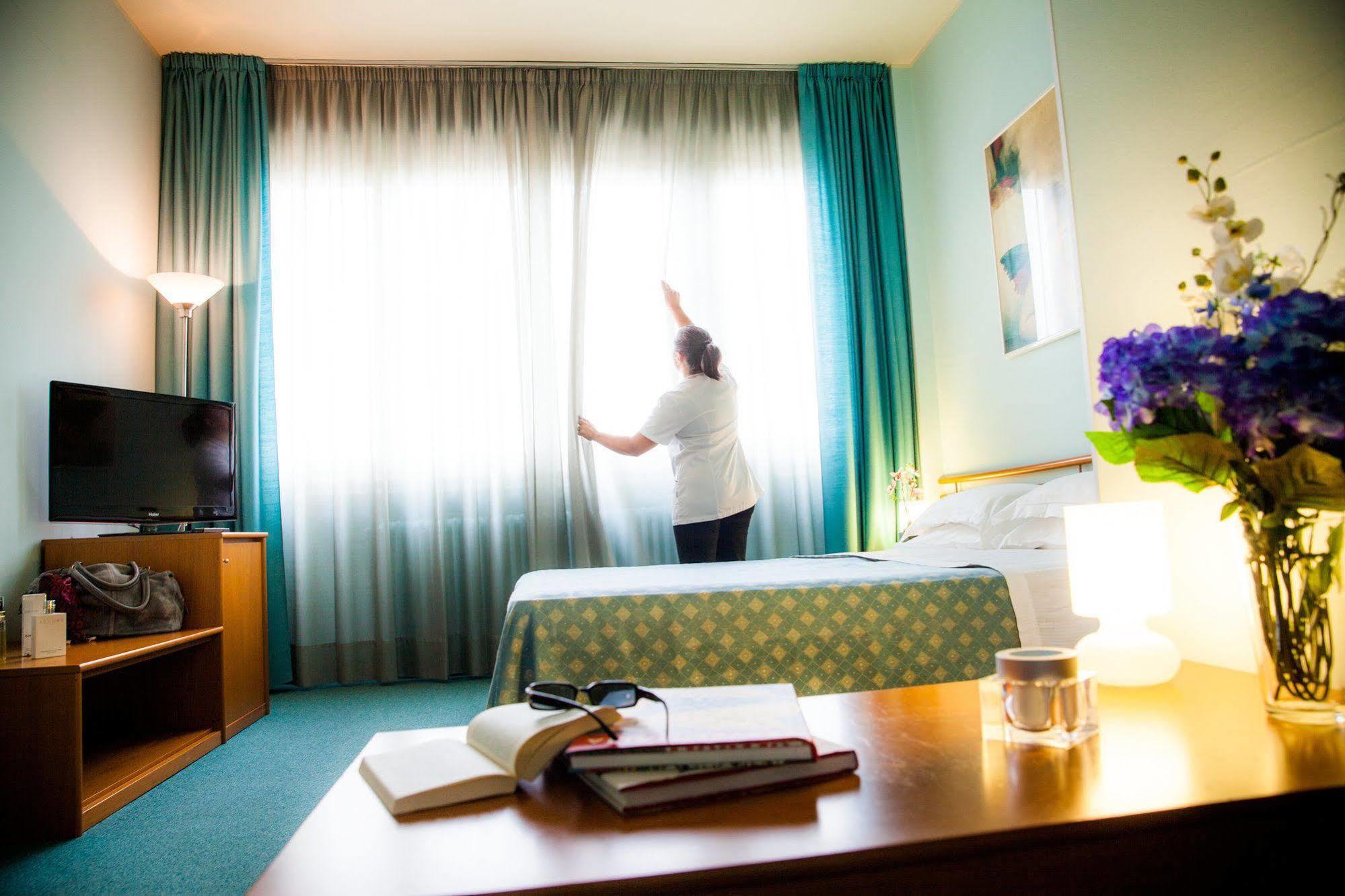 Hotel Salera Asti Eksteriør billede