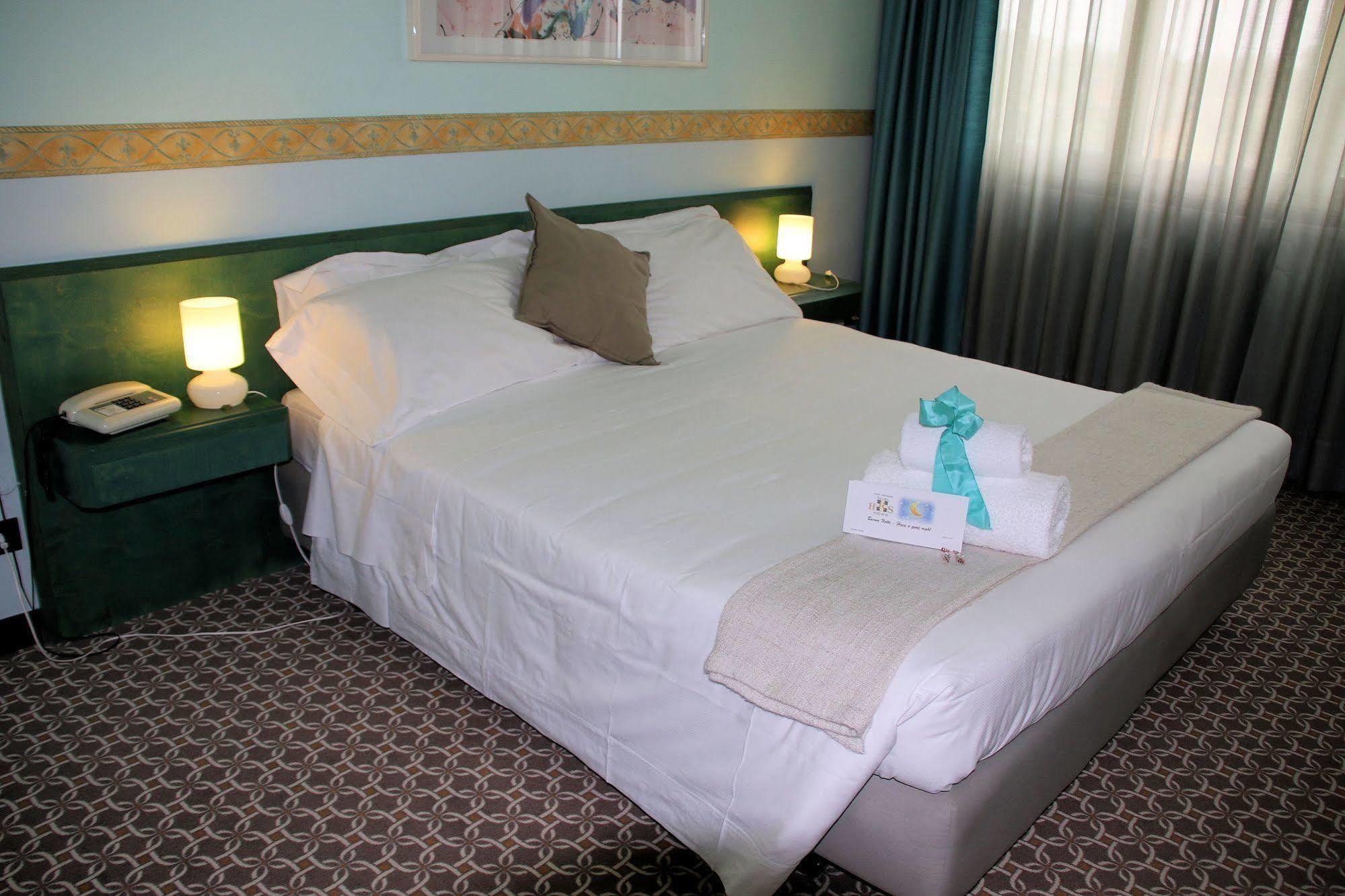 Hotel Salera Asti Eksteriør billede